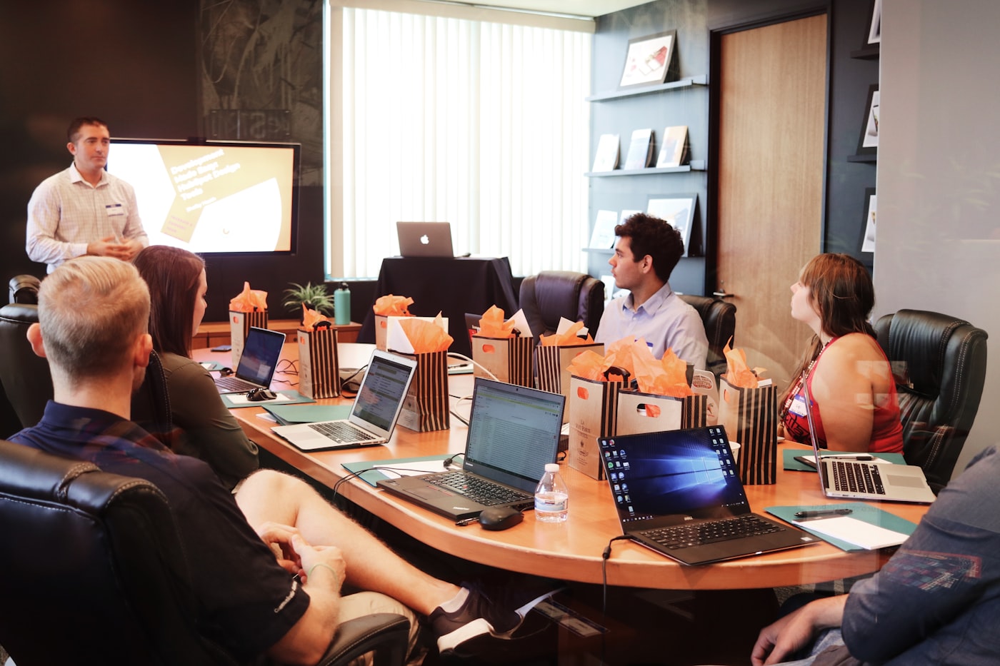 Ever Concord Logistics team in a working session